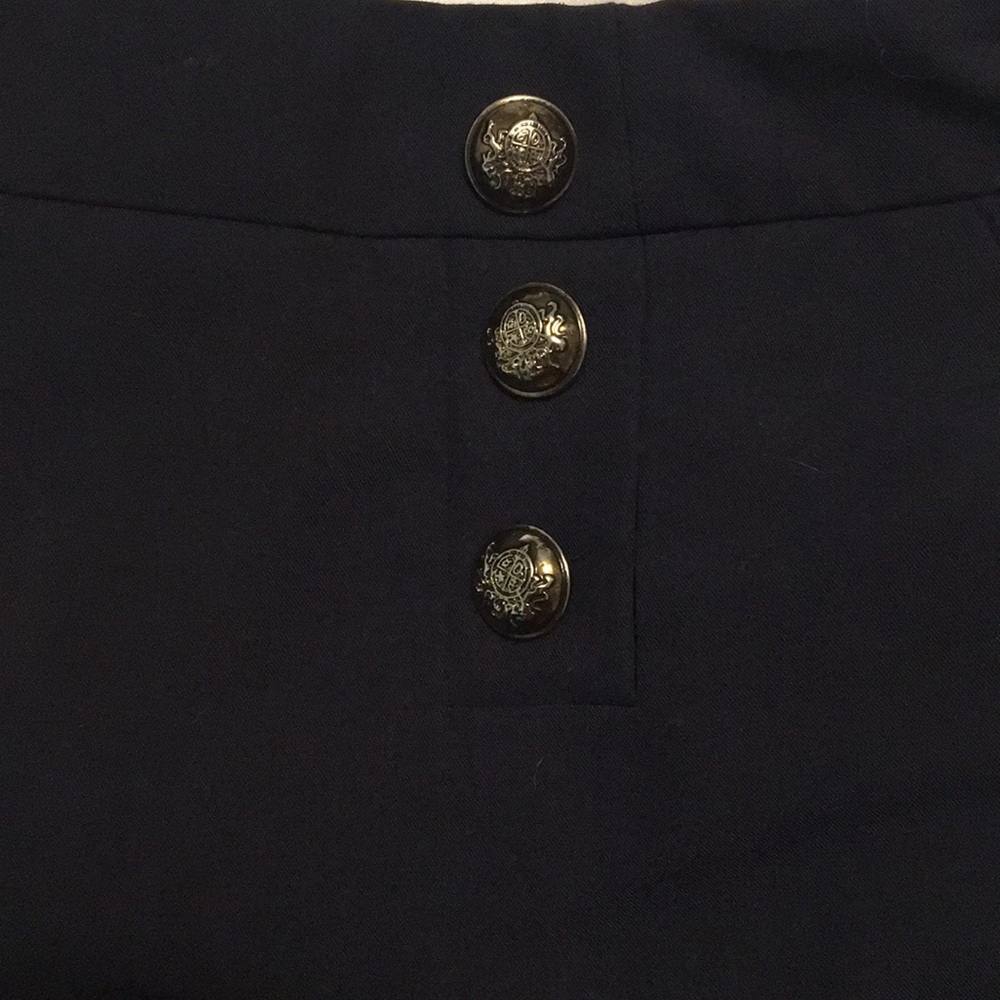 FOREVER 21 DOUBLE BREASTED NAVY BLUE SAILOR SHORTS - Picture 3 of 4